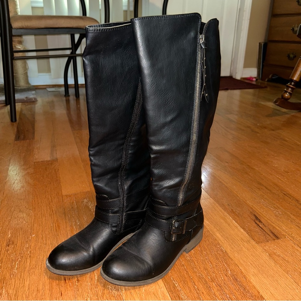 Parlee Just Fab Knee high boot